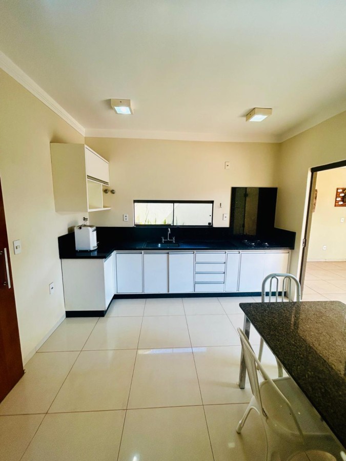 Casa, 1 quarto, 200 m² - Foto 5