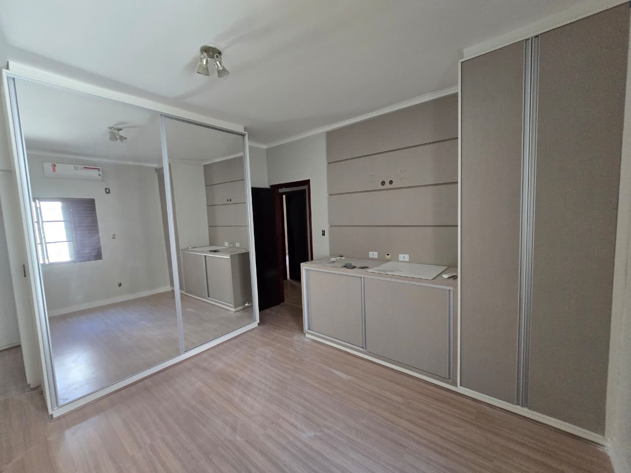 Casa, 4 quartos - Foto 2